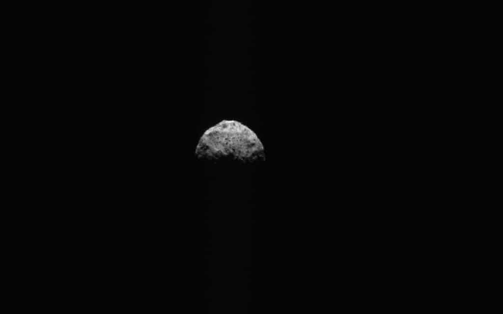 OSIRIS-REx совершит внеплановое «прощальное» сближение с астероидом Бенну перед полетом назад к Земле