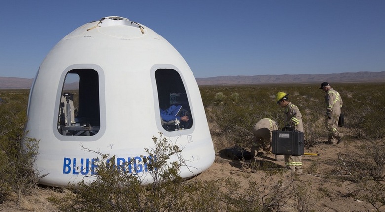 Blue Origin успешно испытала космический корабль New Shepard