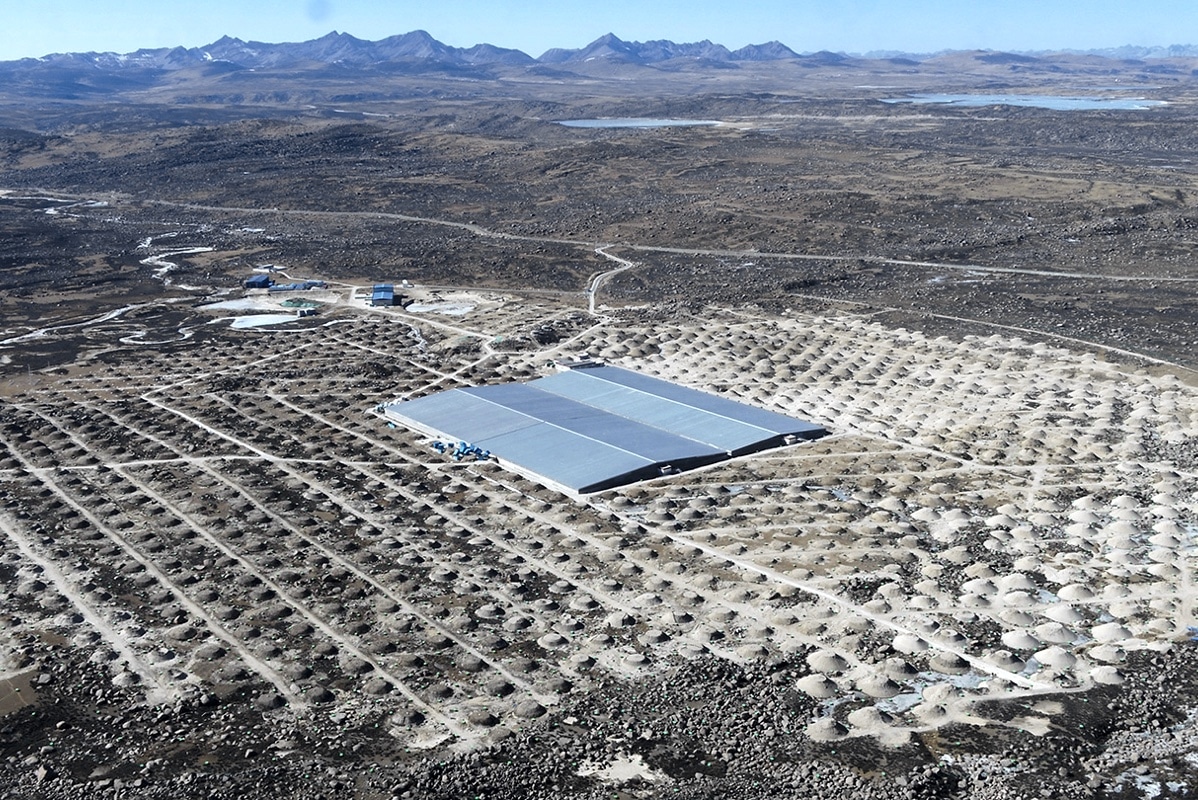 Детекторы частиц в обсверватории LHAASO покрывают более одного квадратного километра