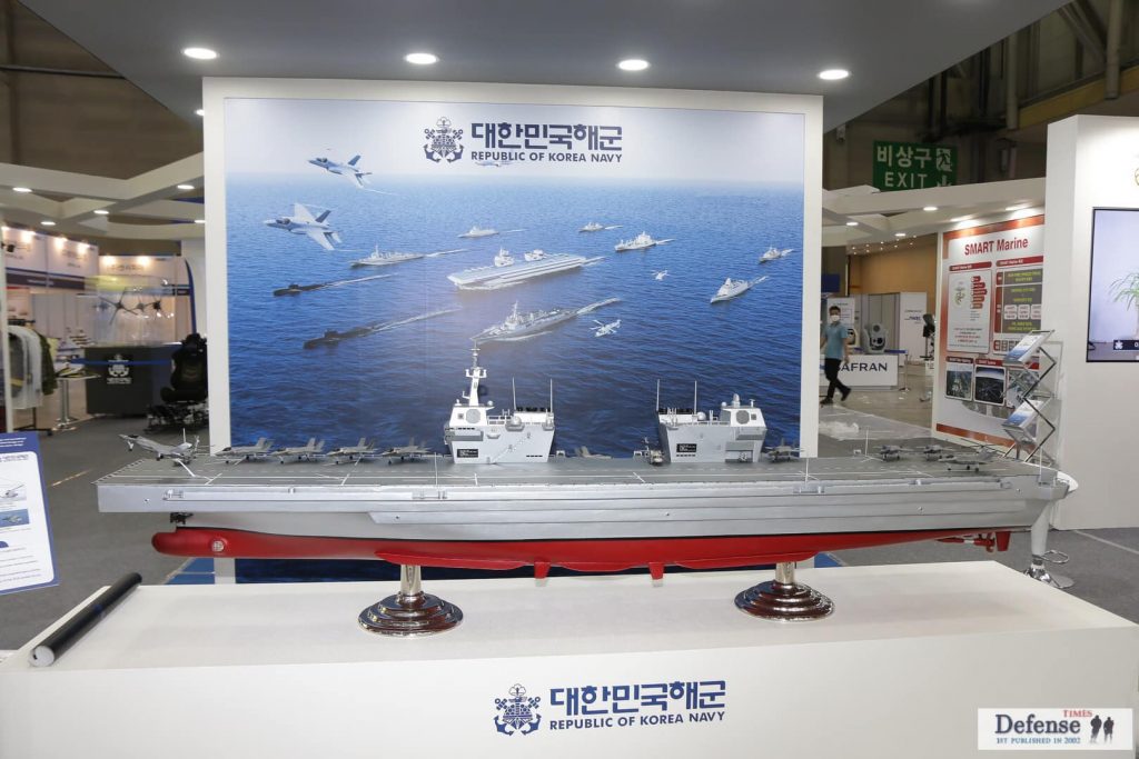 На выставке в Южной Корее представили проекты сразу двух перспективных авианосцев