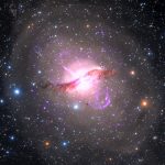Астрономы получили рекордно четкое изображение плазменных струй в окрестностях сверхмассивной черной дыры