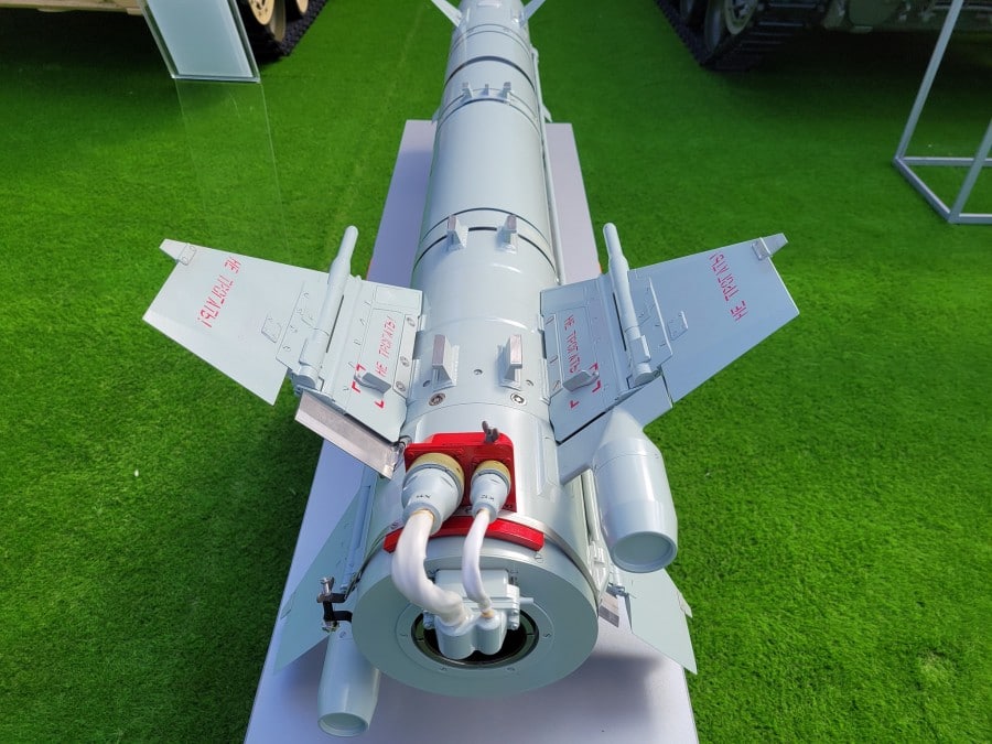 Представлены фото «Изделия-305» — дальнобойной ракеты для вертолетов Ми-28 и Ка-52 — Naked Science