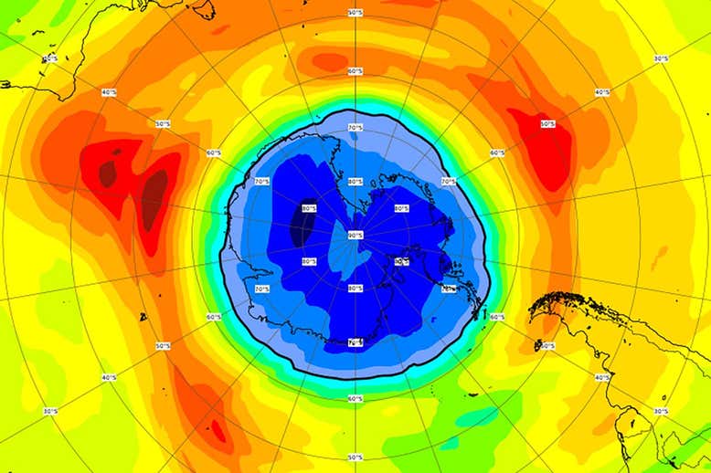 Озоновая дыра над Южным полюсом