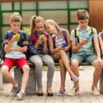 Поколение Z  рискует стать интернет-зависимыми с юного возраста