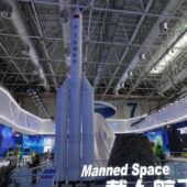 Китай обозначил сроки первого запуска сверхтяжелой ракеты для пилотируемого полета к Луне