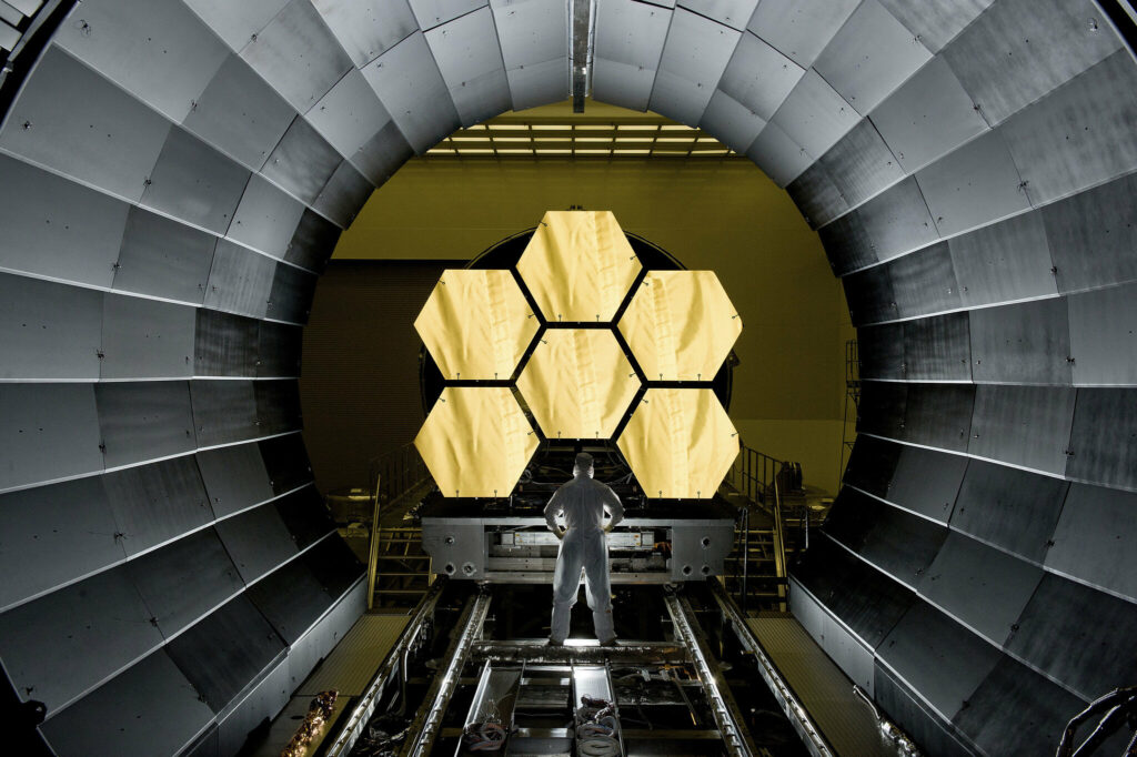 Первые «шаги» JWST: конструкция «Уэбба» приведена в рабочую конфигурацию