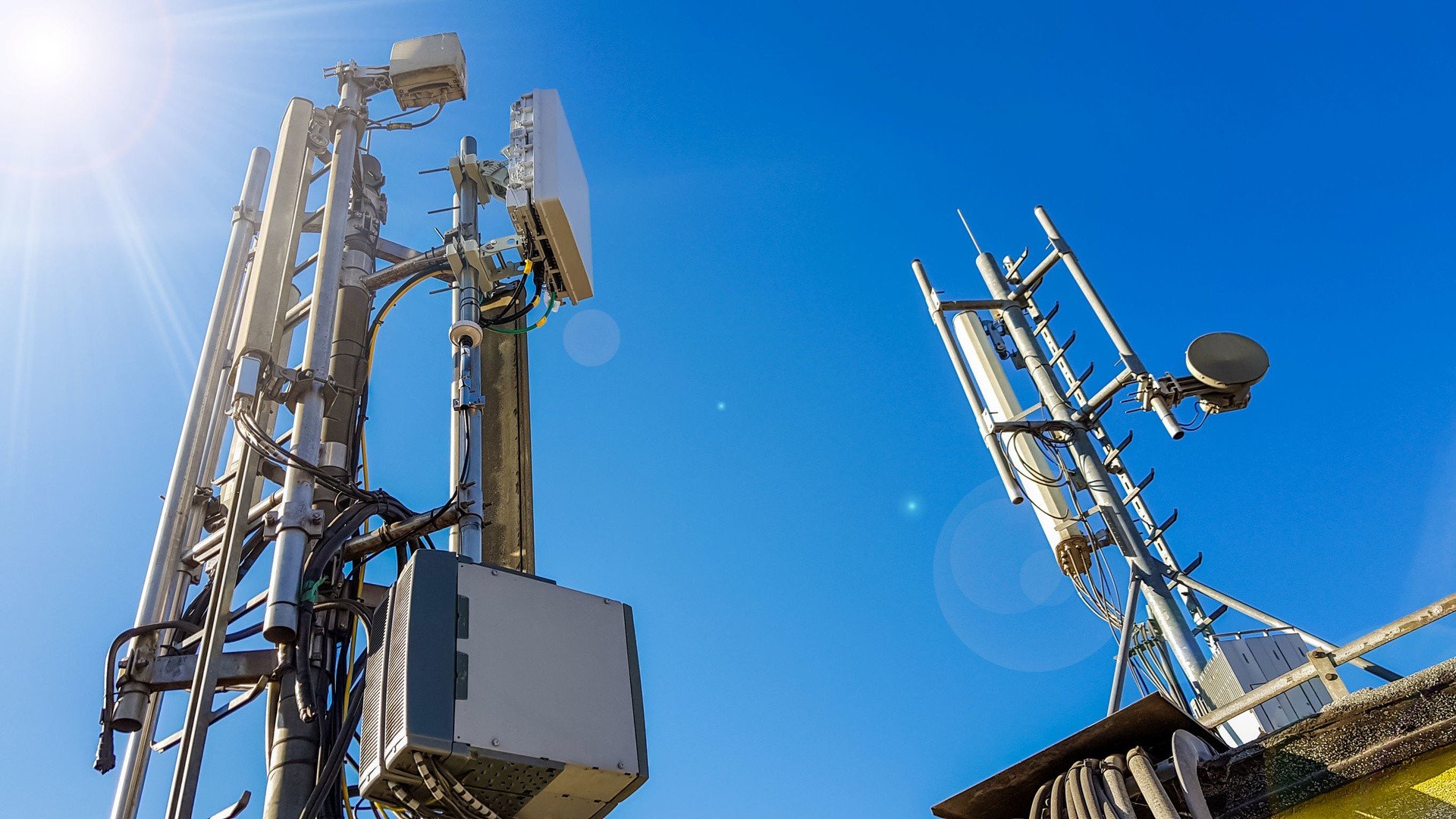 В ИТМО создали управляемую светом антенну для надежной и быстрой передачи данных в сетях 5G