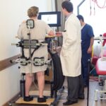 Создана схема устройства для людей с травмой спинного мозга