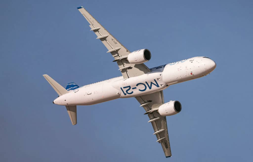 Российский самолет МС-21