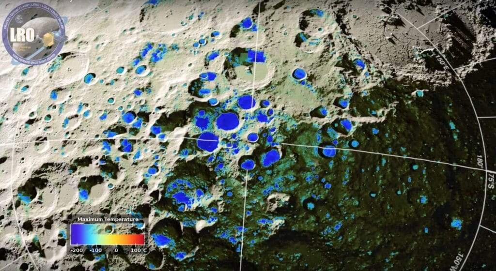 По данным автоматической межпланетной станции LRO ученые выделили достаточно холодные области кратеров у южного полюса Луны, в которых на поверхности может образовываться иней