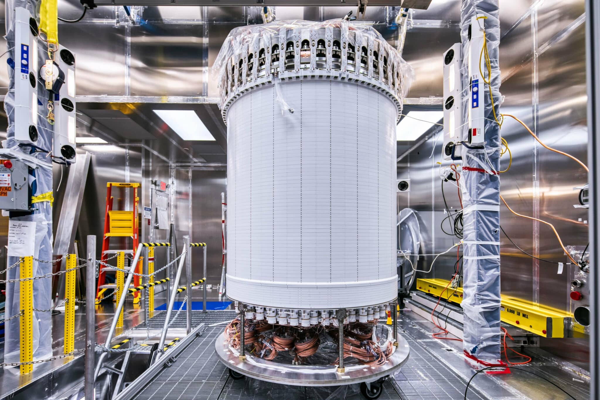 Лучший в мире детектор темной материи вступил в строй