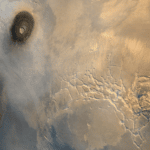 На Марсе нашли аномальные залежи водного льда