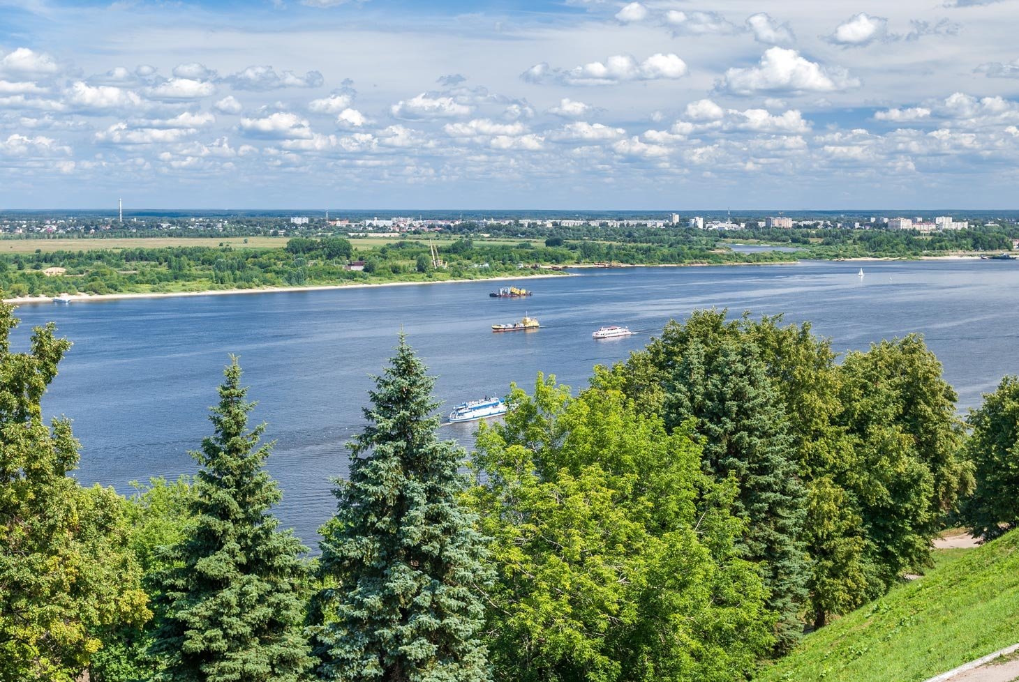 Малые реки Нижнего Новгорода оказались возможным источником загрязнения Волги