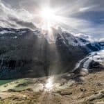 Швейцарские Альпы потеряли больше половины своих ледников