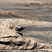 Пейзаж кратера Гейла, снятый марсоходом Curiosity