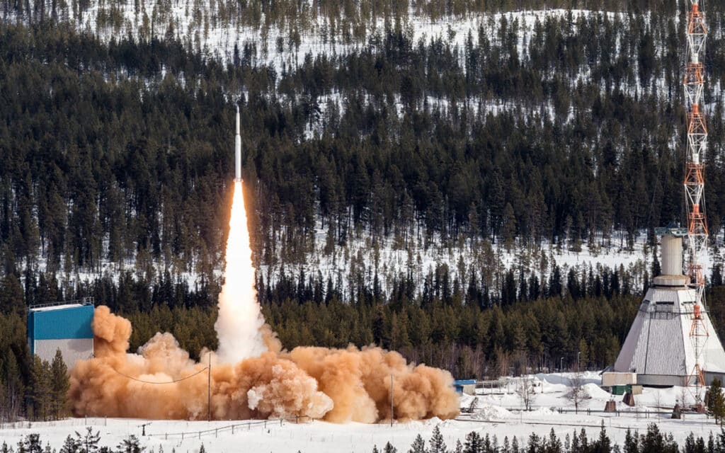 Открытие космодрома Эсрейндж