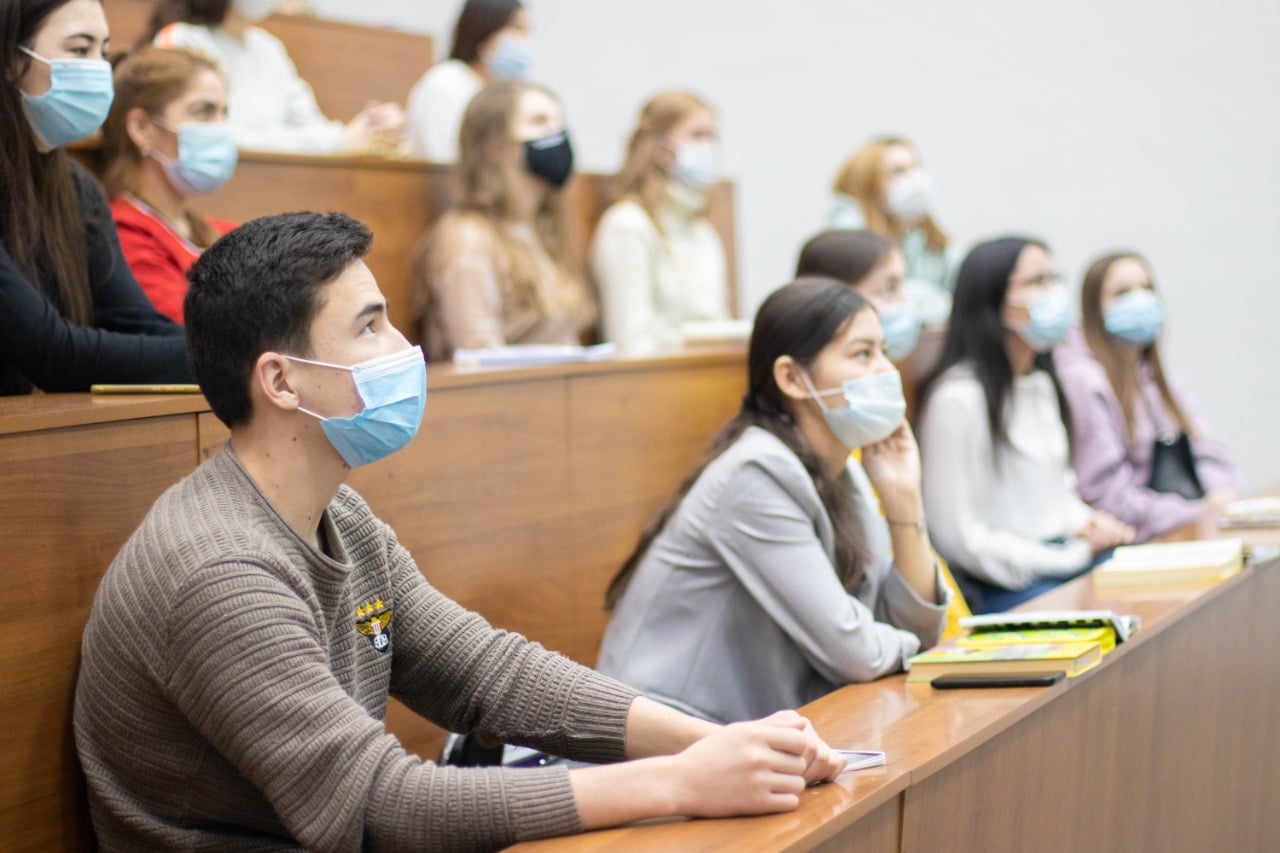 Ученые исследовали психологическое состояние студентов в период пандемии
