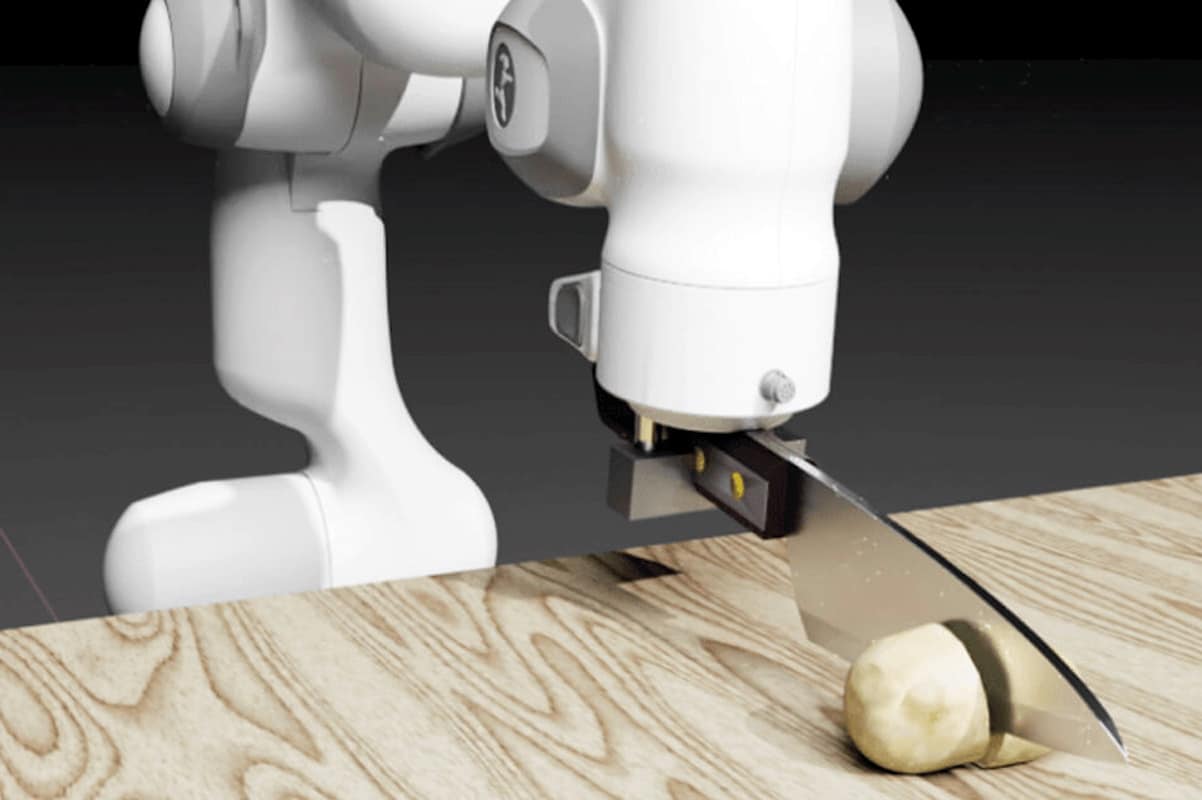 Роботы научились нарезать персики и авокадо