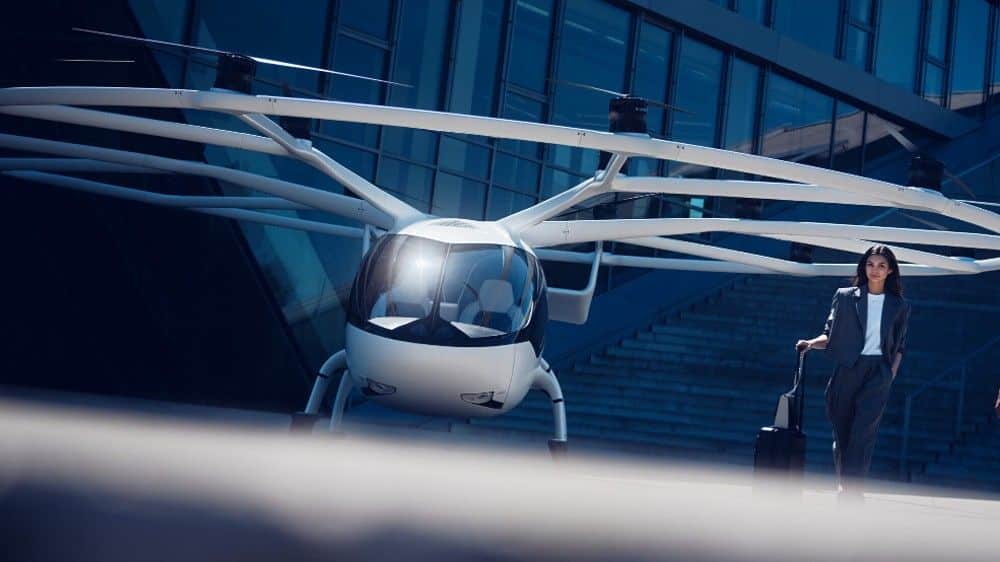 Volocopter VoloCity — это двухместный eVTOL, который использует 18 пропеллеров для перемещения воздушного такси. Немецкая компания планирует предоставлять коммерческие услуги в Париже к летним Олимпийским играм 2024 года, которые пройдут в столице Франции / ©Volocopter   