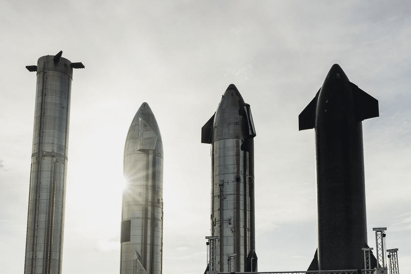 Прототипы Starship на стартовом комплексе в Бока-Чика / ©SpaceX