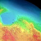 Северное полушарие Марса покрывают равнинные низменности, а южное — высокогорные плато