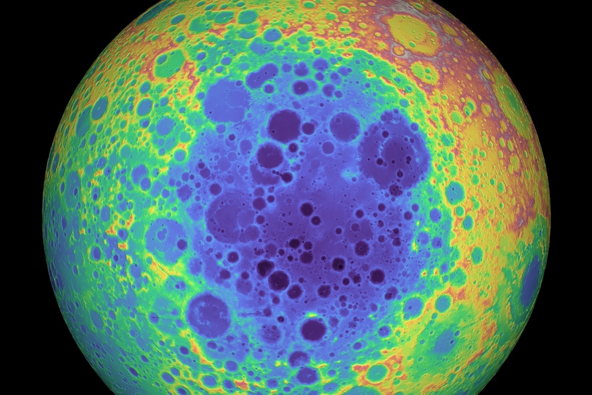 Топография обратной стороны Луны