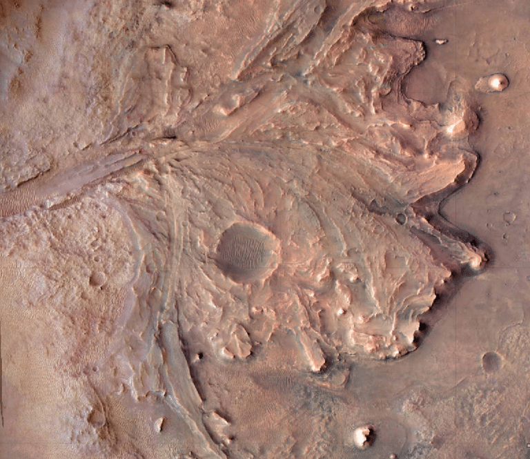 Небольшая область кратера Езеро, которую сейчас исследует марсоход Perseverance / © NASA/JPL-Caltech/University of Arizona/USGS-Flagstaff/JHU-APL