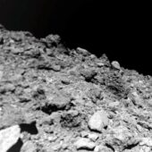 Снимок поверхности астероида Рюгу