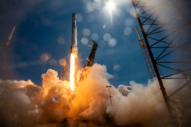 Старт ракеты Falcon 9 с космическим телескопом «Евклид» / © SpaceX 