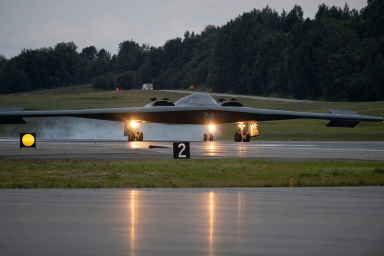 B-2 Spirit / © U.S Air Force