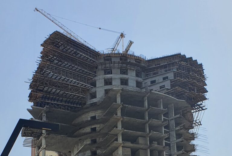 Строительство «Алмазной башни» в Джидде, Саудовская Аравия / © SaudiProject