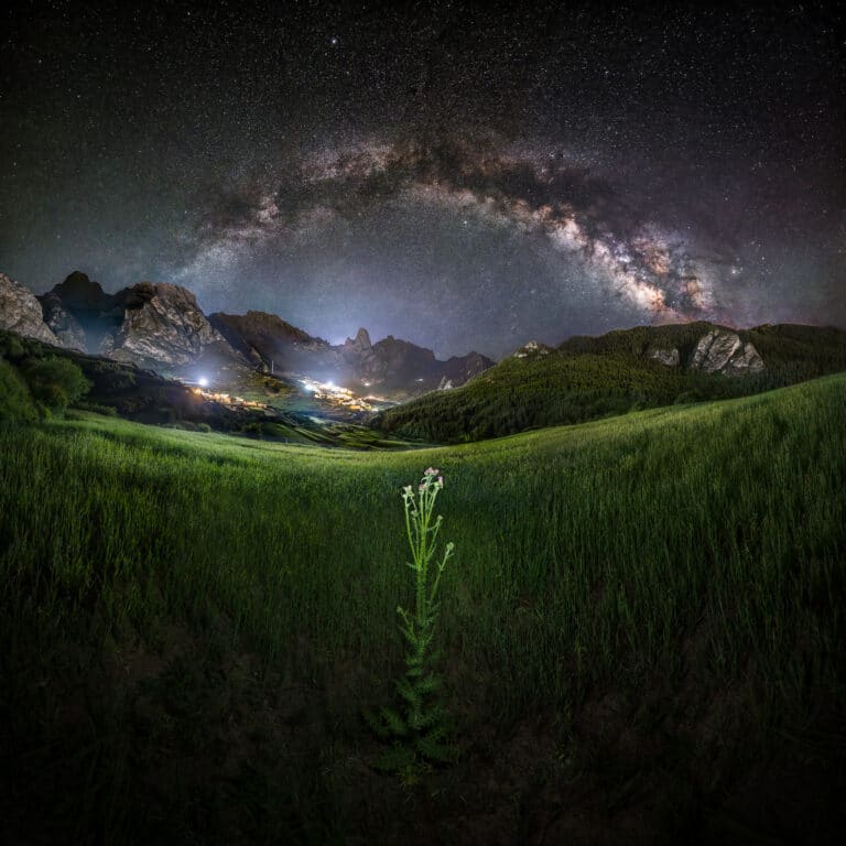 Второе место в категории «Астрофотография», Млечный Путь в горах Китая / © Sun Haoran