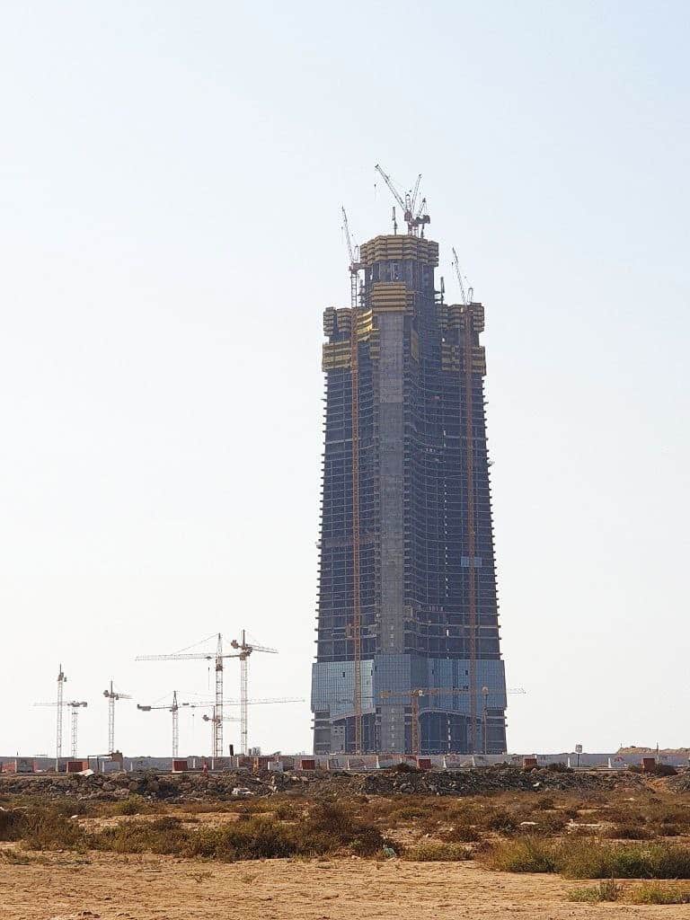 Работы над башней начались в 2014 году, но остановились в 2018-м / © JEC 