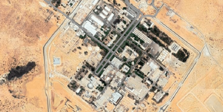 Часть израильского ядерного центра в Димоне, спутниковый снимок / © Wikimedia Commons