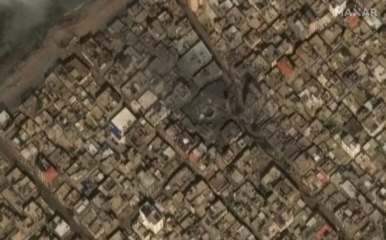 Спутниковые снимки разрушений в секторе Газа / © Maxar Technologies