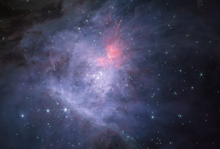 Туманность Ориона в ближнем инфракрасном диапазоне / © NASA / ESA / CSA / MCCAUGHREAN & PEARSON