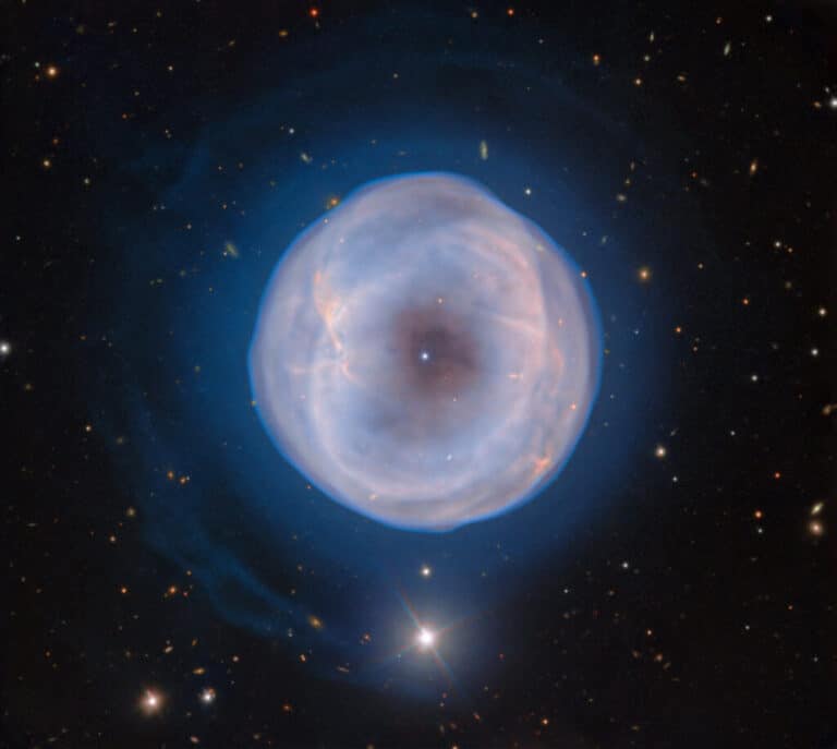 Планетарная туманность IC 5148 © / NOIRLab / NSF / AURA