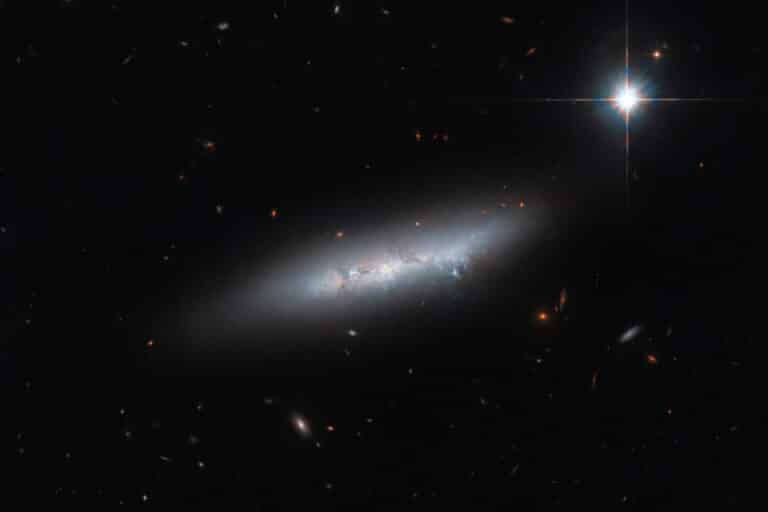Галактика NGC 2814 / © ESA / Hubble & NASA, C. Kilpatrick