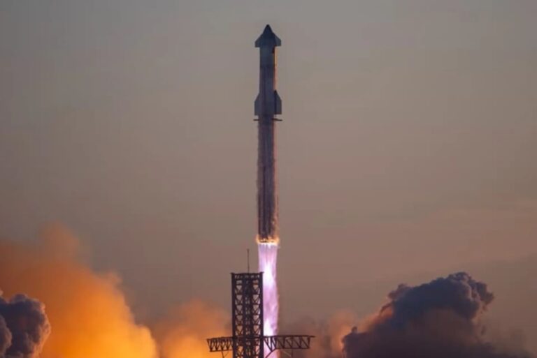 Вторая попытка запуска Starship 18 ноября 2023 года / © SpaceX
