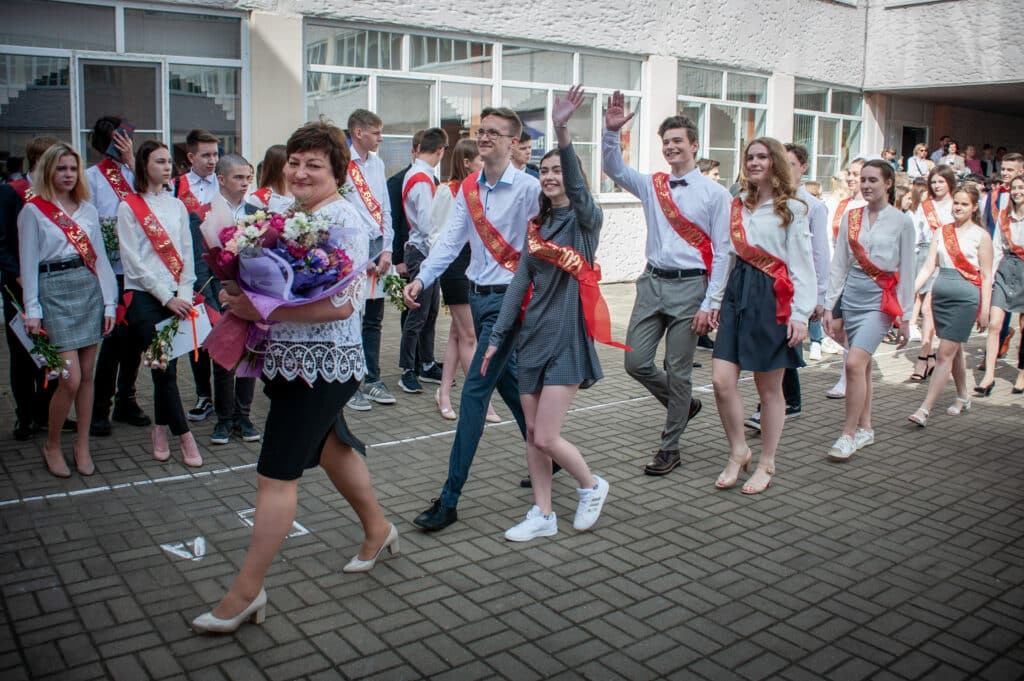 Выпускники школы
