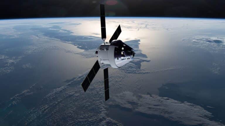Иллюстрация космического корабля «Орион», который будут использовать для экспедиции «Артемида II» / © NASA / ESA / ATG Medialab