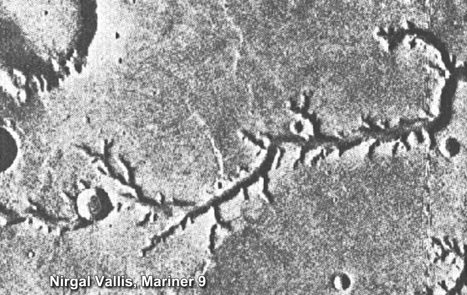 Вода на Марсе периодически появлялась и исчезала на протяжении сотен миллионов лет