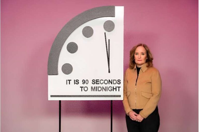 Часы Судного дня продолжают показывать 90 секунд до полуночи / © Bulletin of Atomic Scientists