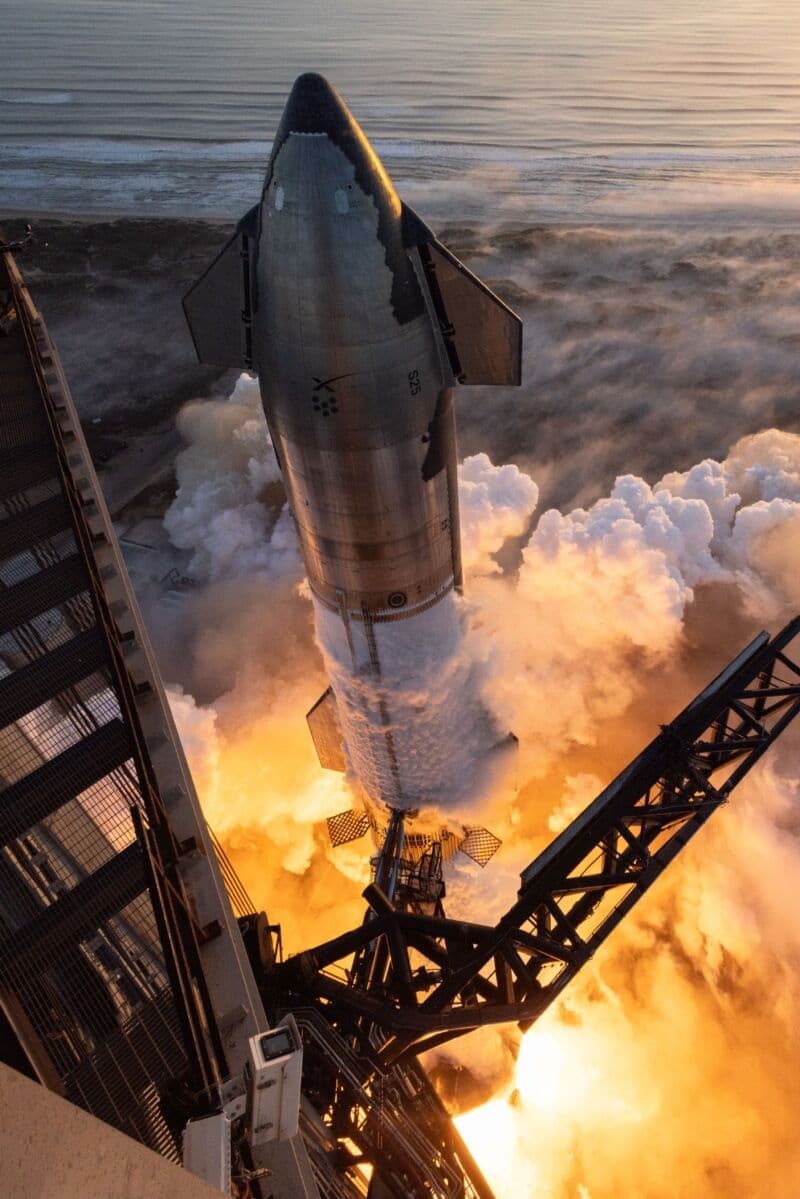 Starship во время второго испытательного полета / © SpaceX