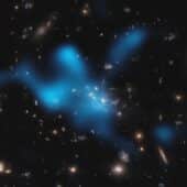 Снимок протокластера вокруг галактики Паутина