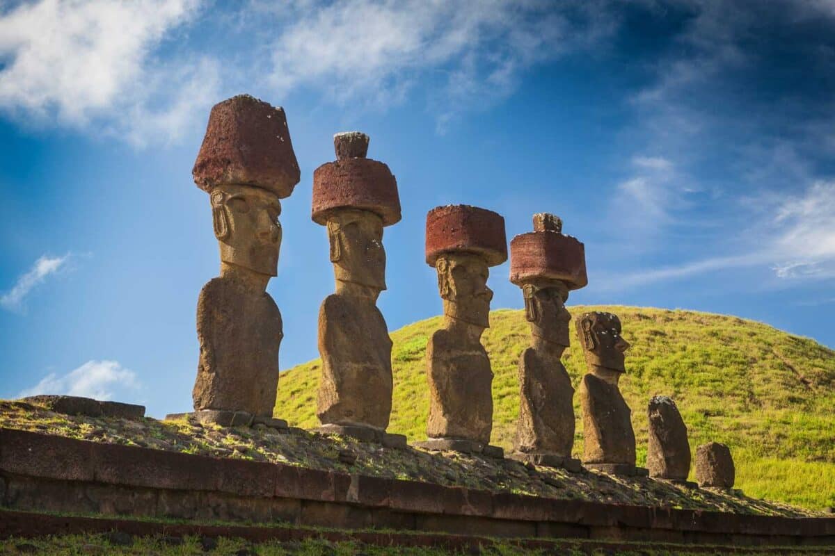 статуи моаи