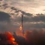 SpaceX показала, как Starship должен был войти в атмосферу и как это получилось на самом деле 