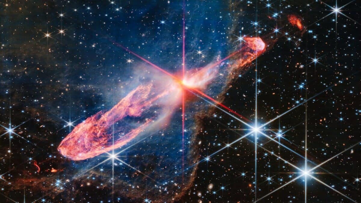 Древняя галактика удивила ученых скоростью рождения новых звезд
