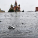 В Москве дожди и ветер оказались сильнее, чем за ее пределами