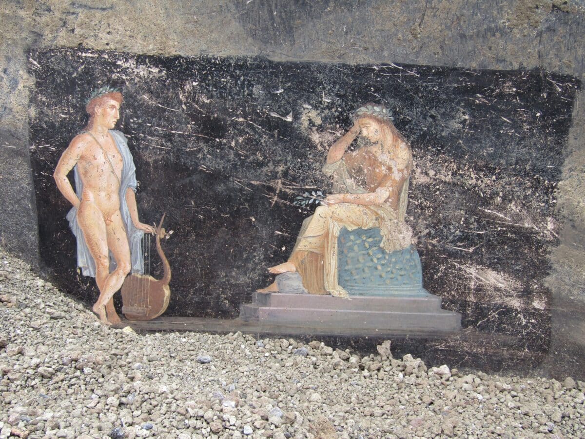 Кассандра, дочь Приама, вместе с Аполлоном / © Archaeological Park of Pompeii